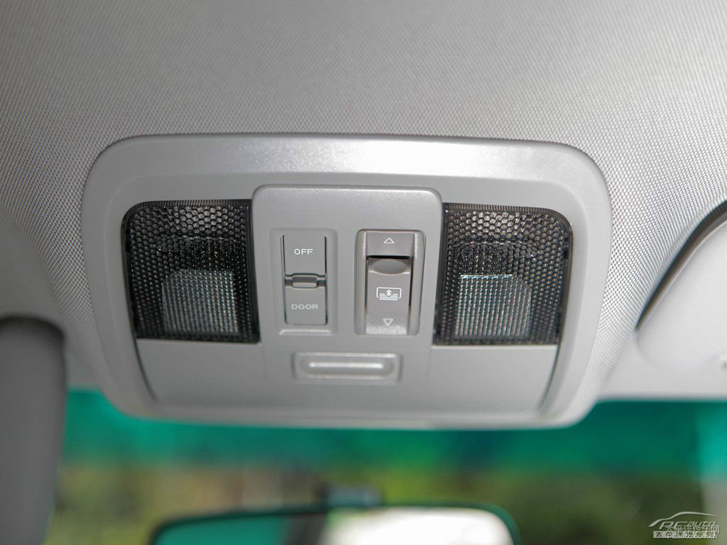 ɰ׼{ǽ݃(yu)6 SUV܇(ni)DƬ