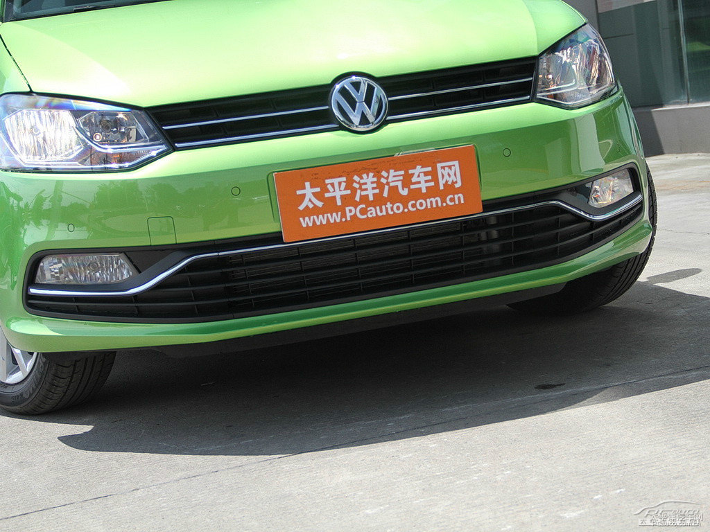 流光綠大眾Polo車頭外觀圖片
