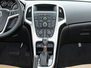 2013款 GT 1.8L 自動時(shí)尚版 2013款 GT 1.8L 自動時(shí)尚版