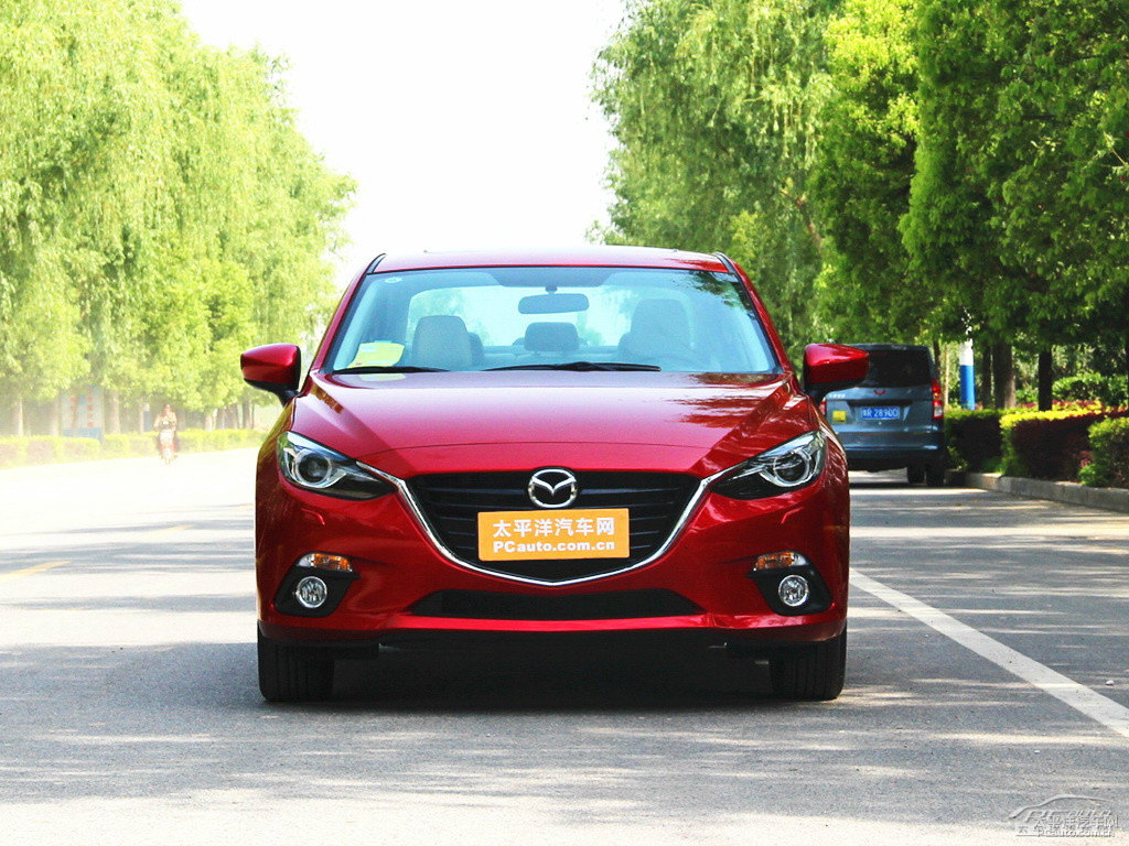 激情紅馬自達(dá)3 昂克賽拉整車外觀外觀圖片