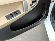 2014款 CROSS 1.5L 自動精英型 2014款 CROSS 1.5L 自動精英型