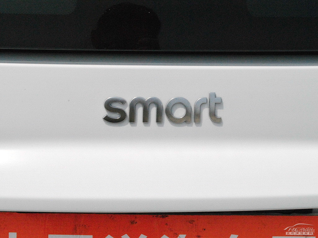 ɫsmart fortwo܇β^DƬ