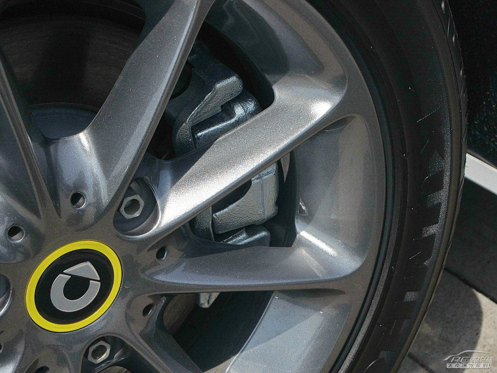 ɫsmart fortwo(x)(ji)(x)(ji)DƬ
