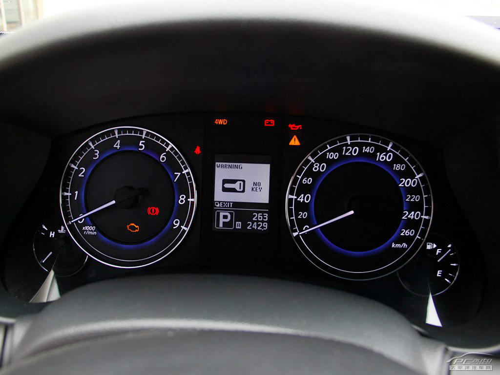 英菲尼迪QX50(進(jìn)口)內(nèi)飾高清大圖