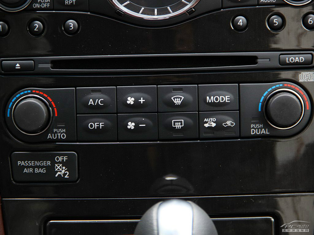 英菲尼迪QX50(進(jìn)口)內(nèi)飾高清大圖