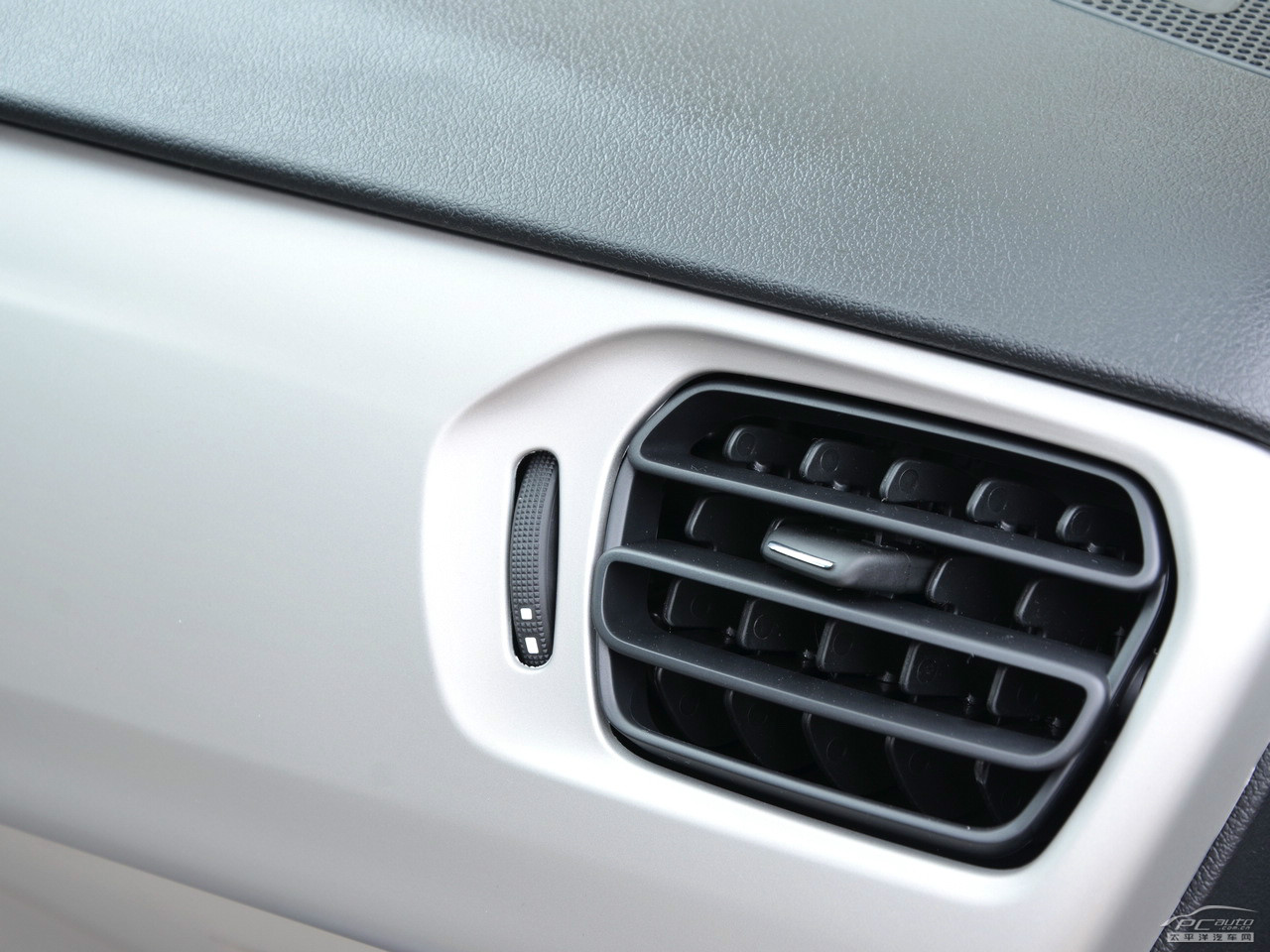 全新愛麗舍內飾高清大圖