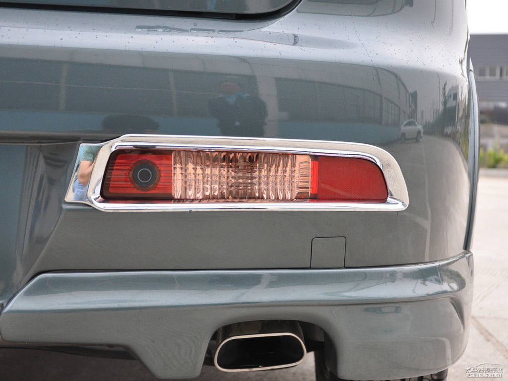 O{(ln){ǽݴ7 SUV܇β^DƬ