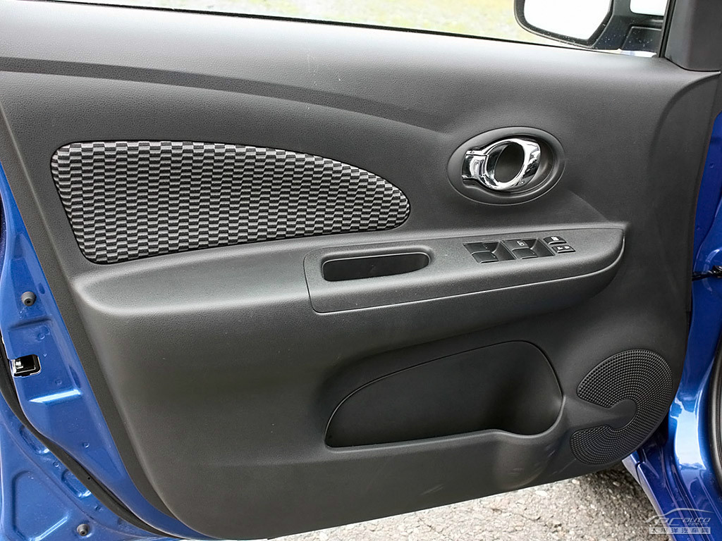 日產(chǎn)Micra內(nèi)飾高清大圖