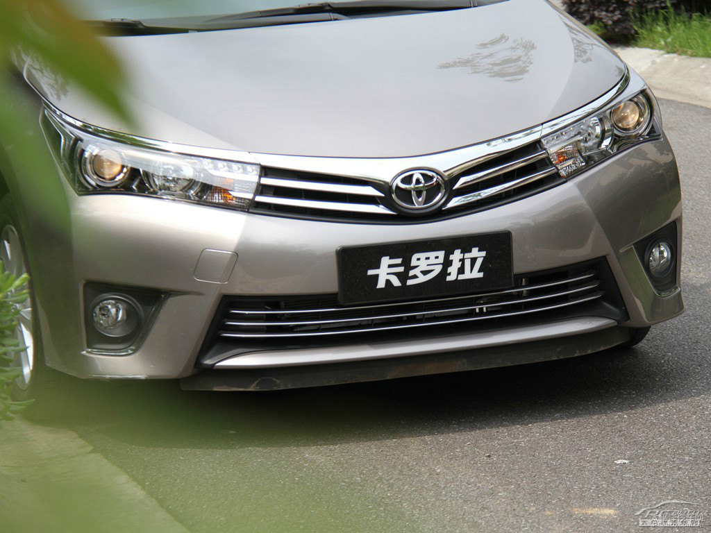 鉑青銅色卡羅拉車頭外觀圖片