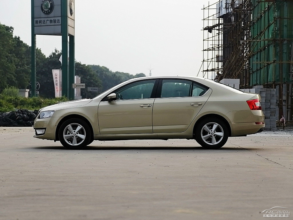 流光金明銳整車外觀外觀圖片