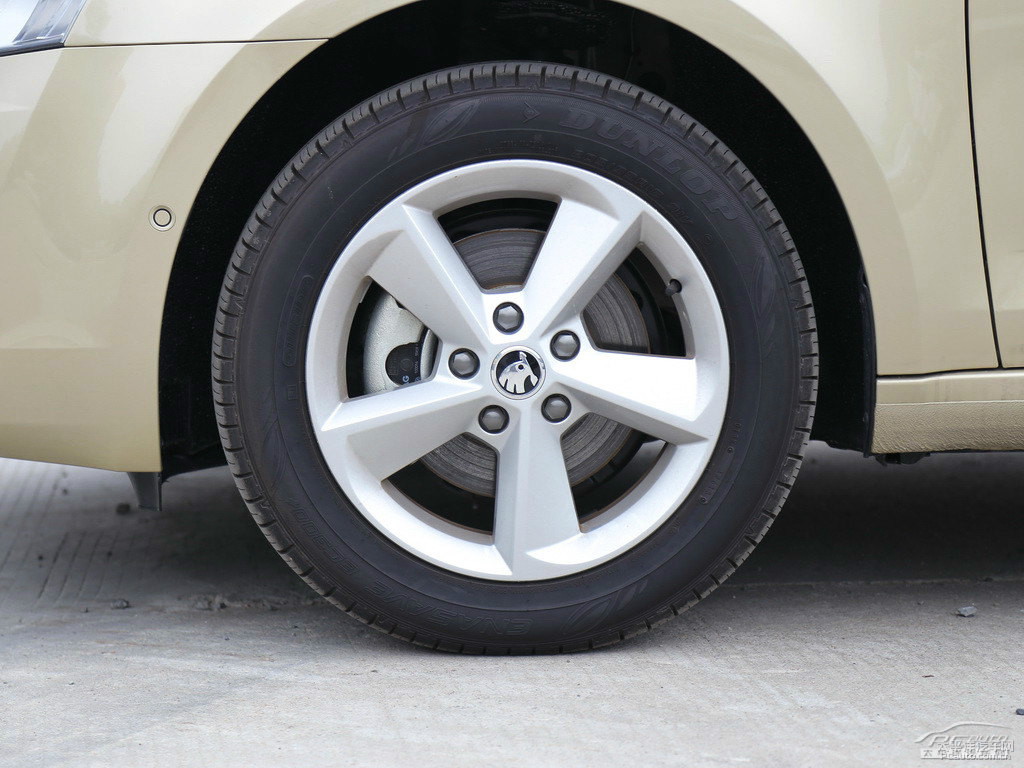 流光金明銳車身外觀圖片