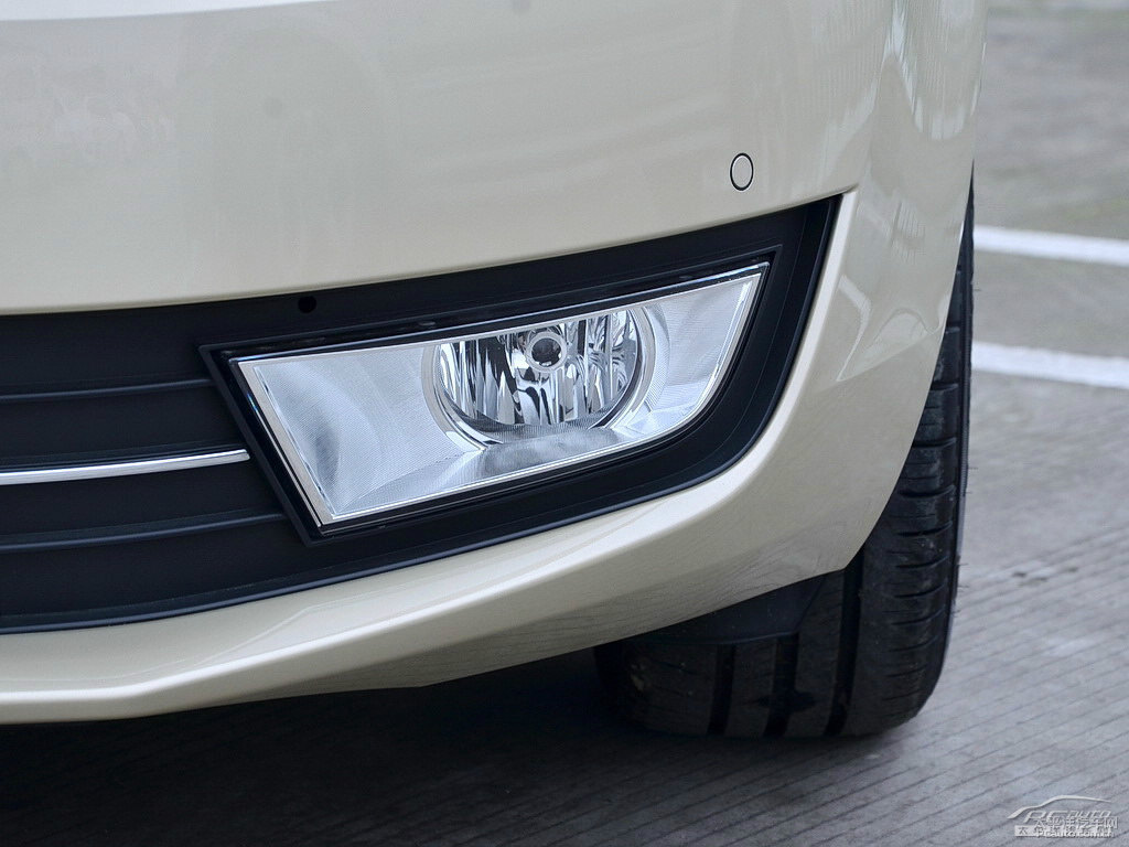 流光金明銳車頭外觀圖片