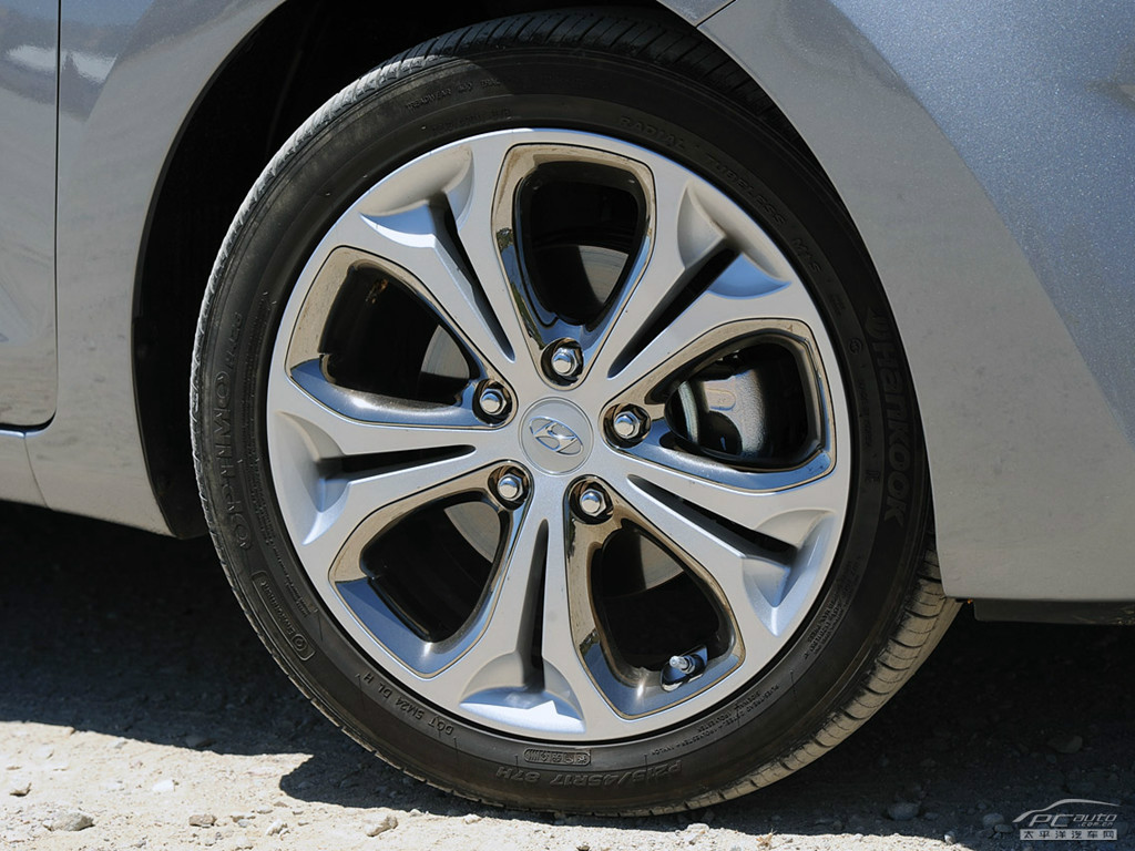 伊蘭特(海外)外觀高清大圖