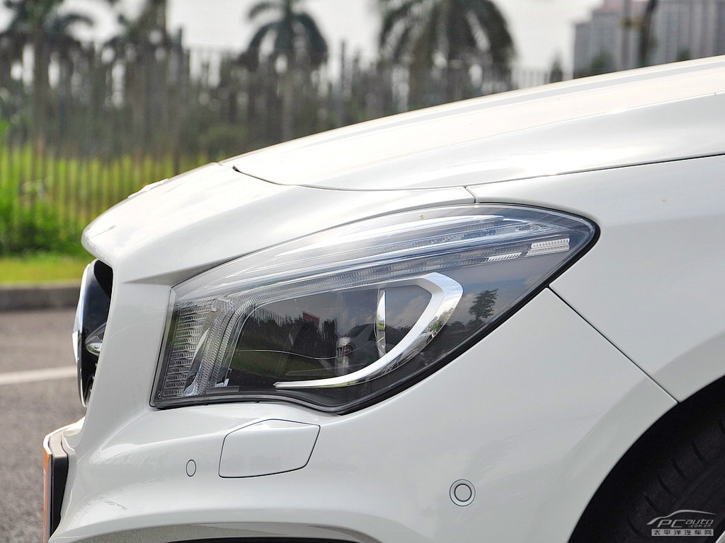 奔馳CLA級外觀高清大圖