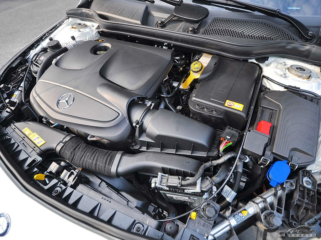 奔馳CLA級(jí)細(xì)節(jié)高清大圖