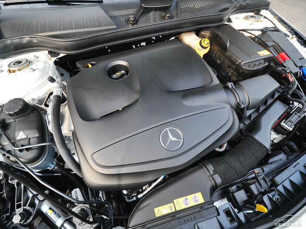 奔馳CLA級(jí)細(xì)節(jié)高清大圖