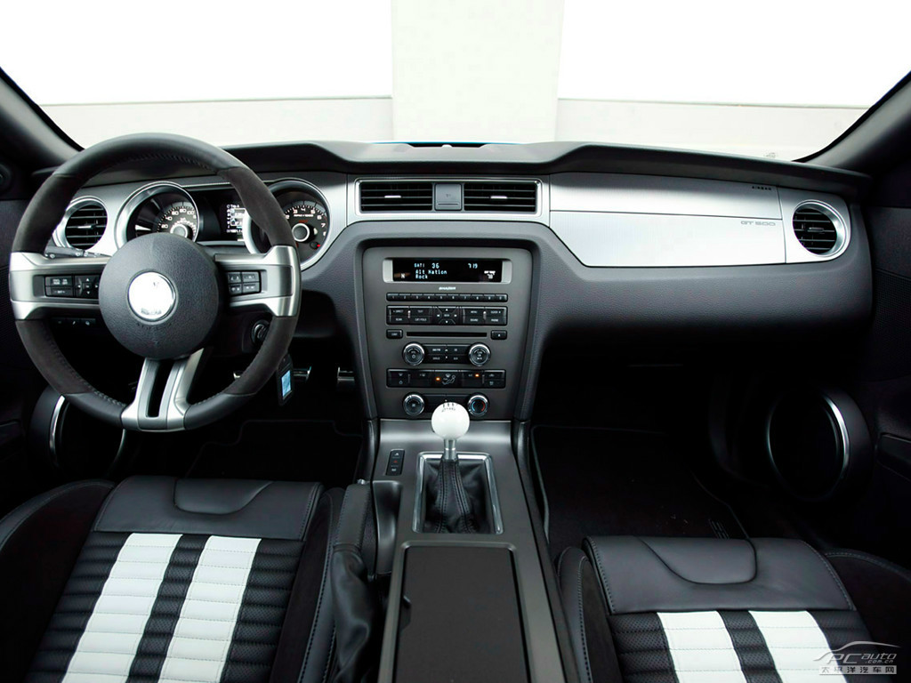 福特Mustang內(nèi)飾高清大圖