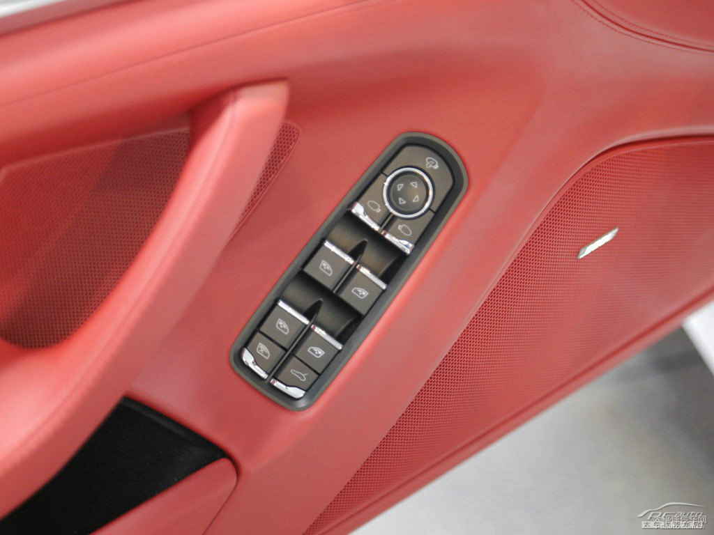 ɫPanamera܇(ni)DƬ