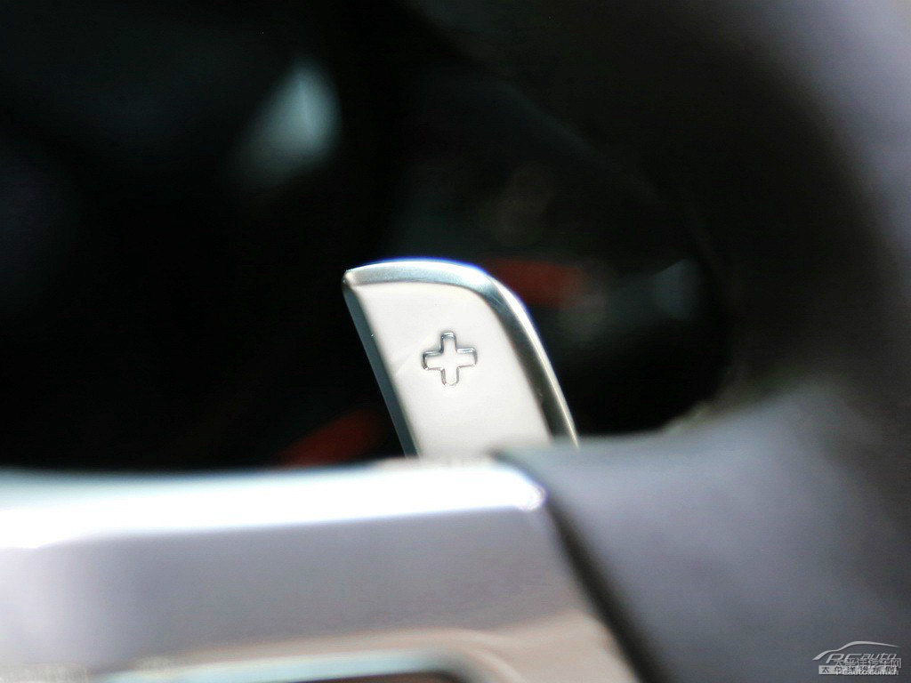 檸檬金保時(shí)捷911中控內(nèi)飾圖片