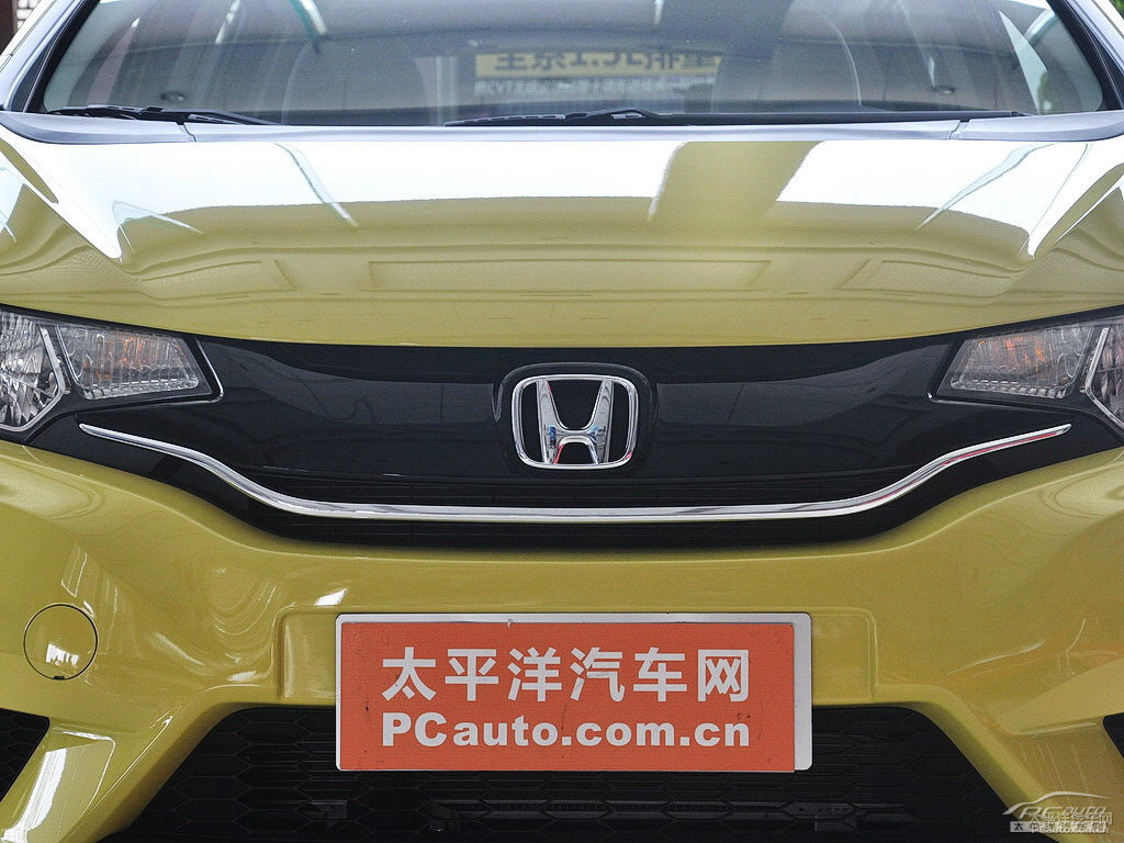 新月黃飛度車頭外觀圖片