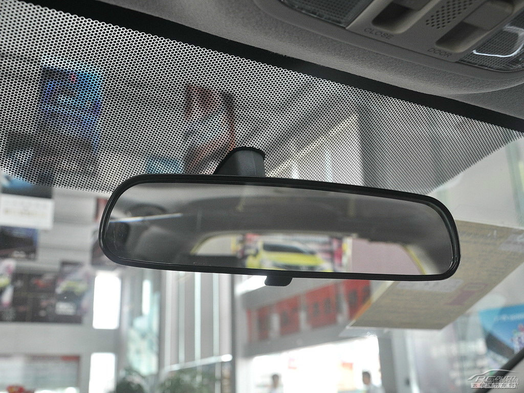 新月黃飛度車廂內(nèi)飾圖片