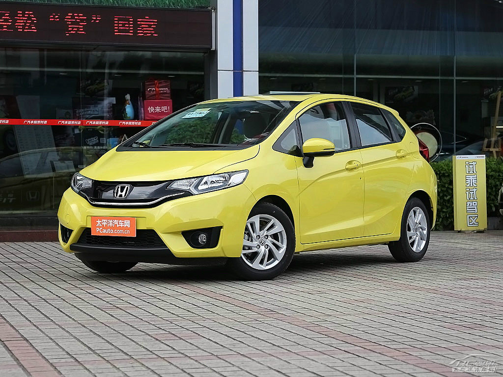 新月黃飛度整車外觀外觀圖片