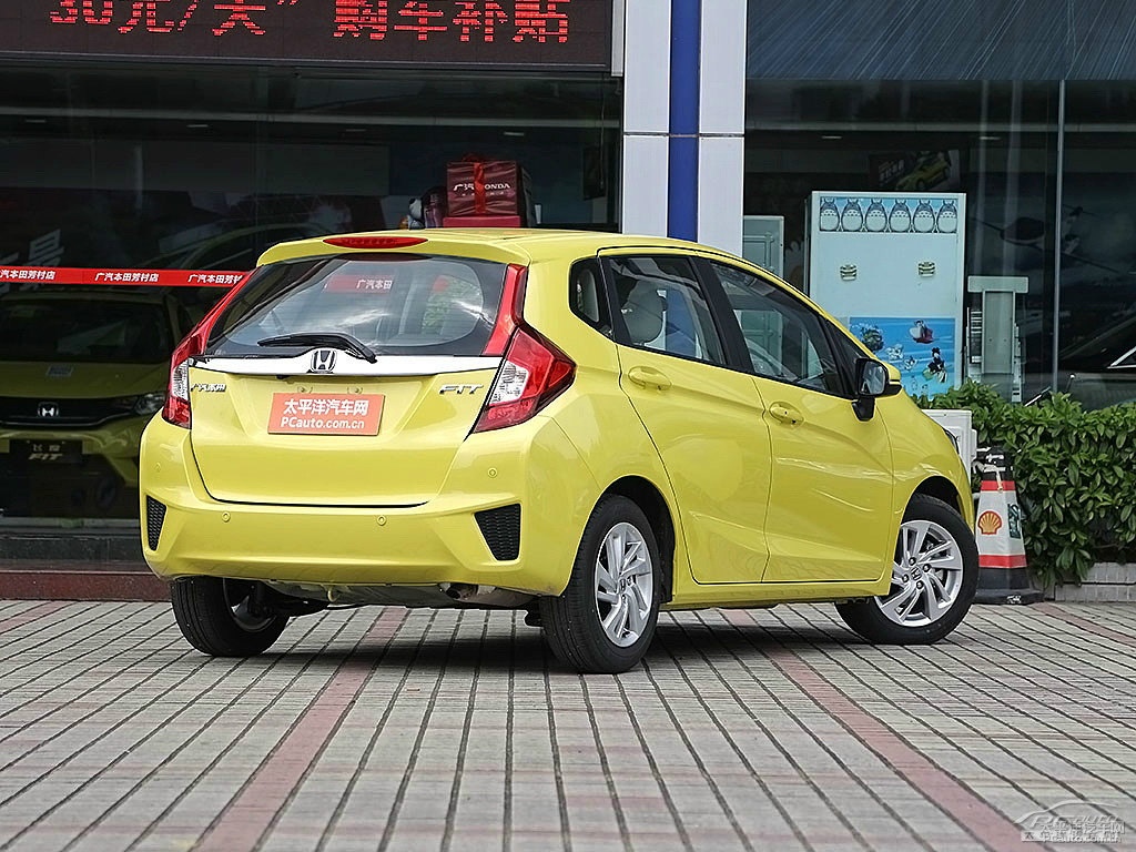 新月黃飛度整車外觀外觀圖片