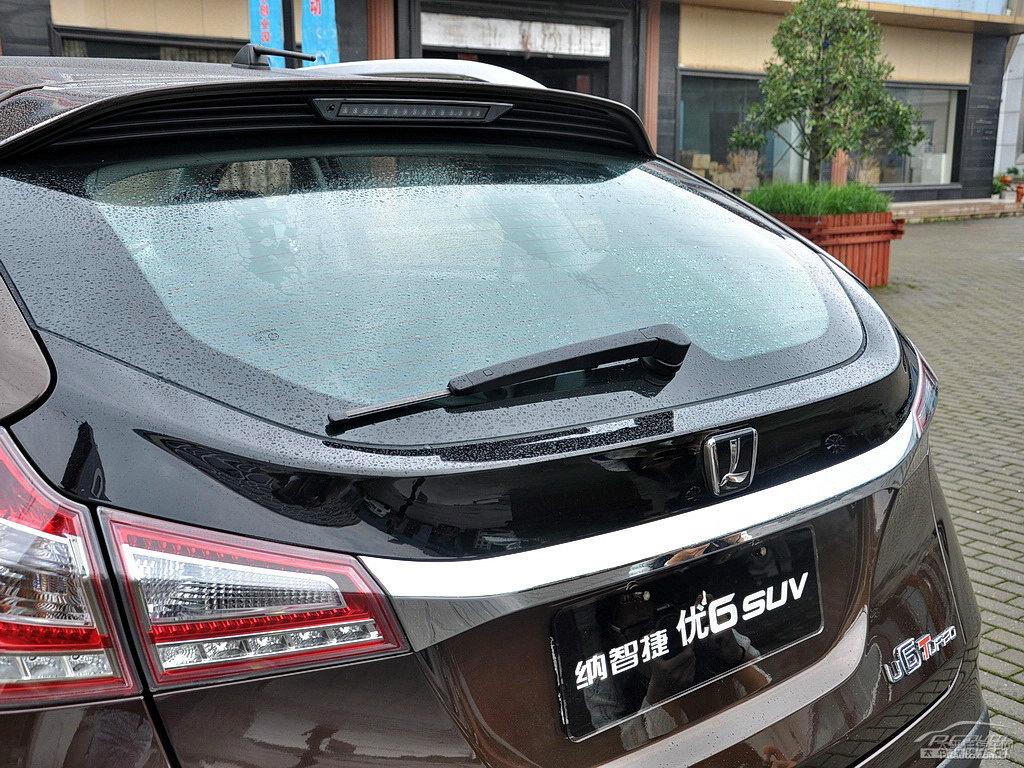 ǹ̴{ǽ݃(yu)6 SUV܇β^DƬ