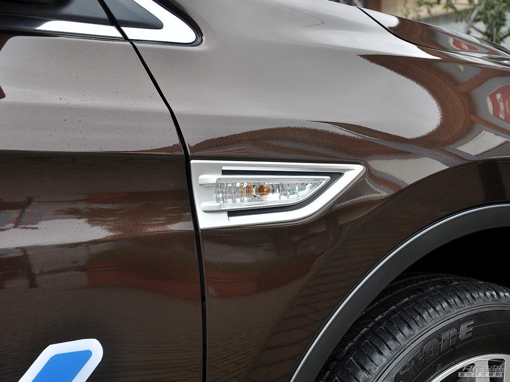 ǹ̴{ǽ݃(yu)6 SUV܇^DƬ