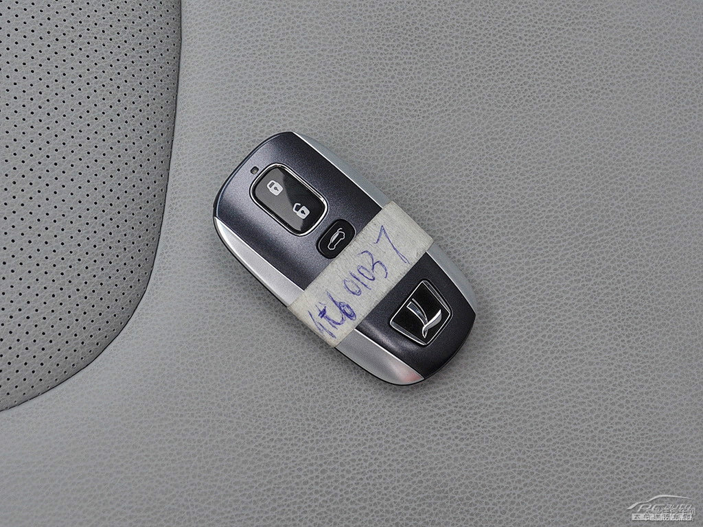 ǹ̴{ǽ݃(yu)6 SUV(x)(ji)(x)(ji)DƬ