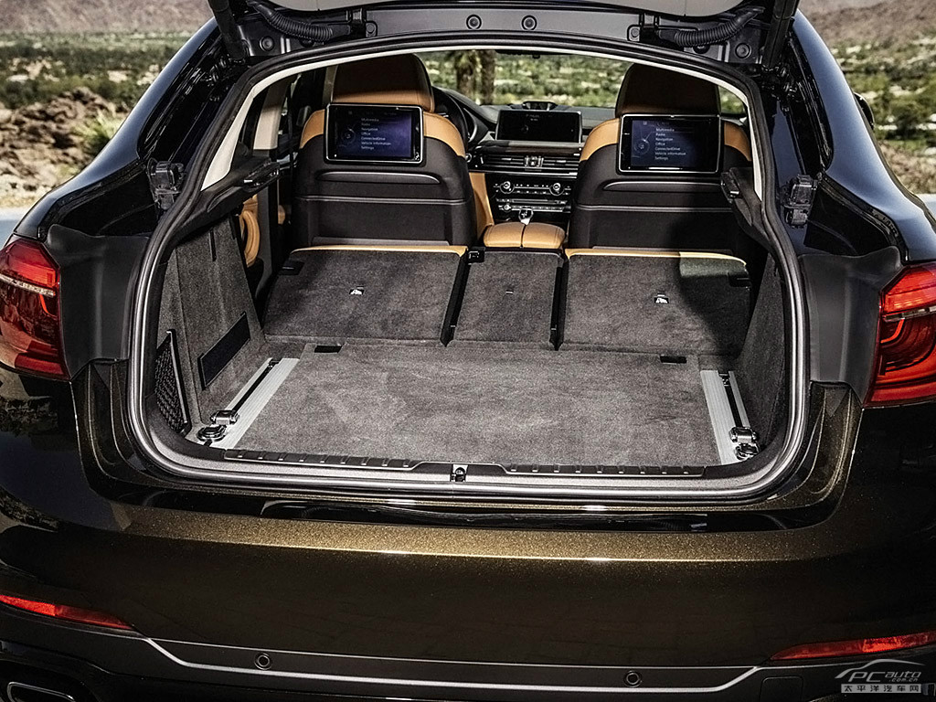 寶馬X6空間高清大圖