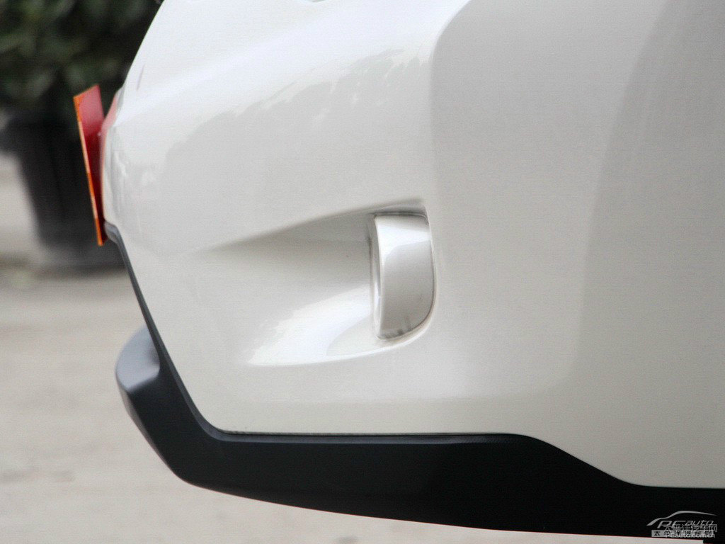 斯巴魯XV車頭外觀圖片