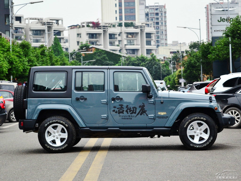 匹茲堡灰牧馬人整車外觀外觀圖片