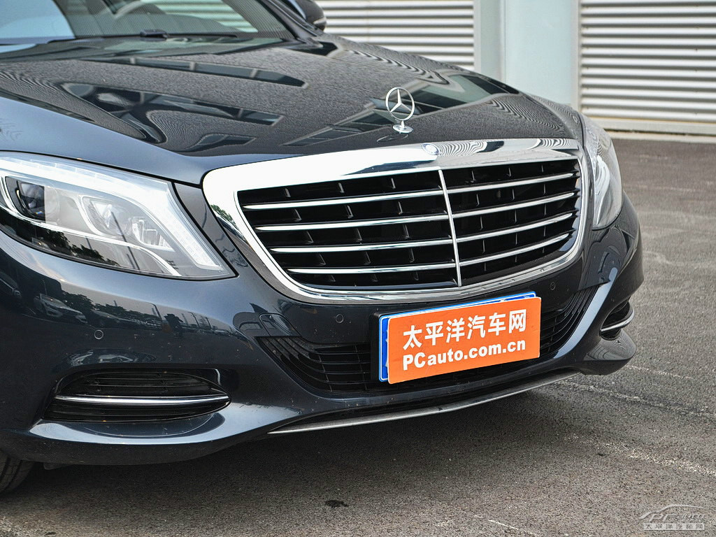 奔馳S級(jí)外觀高清大圖