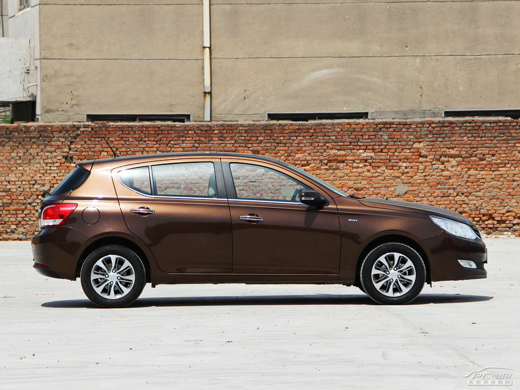 寶駿610外觀高清大圖