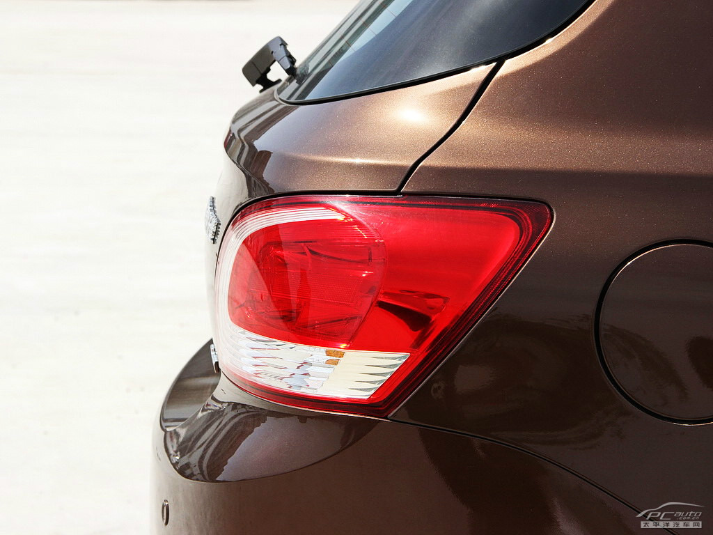 寶駿610外觀高清大圖