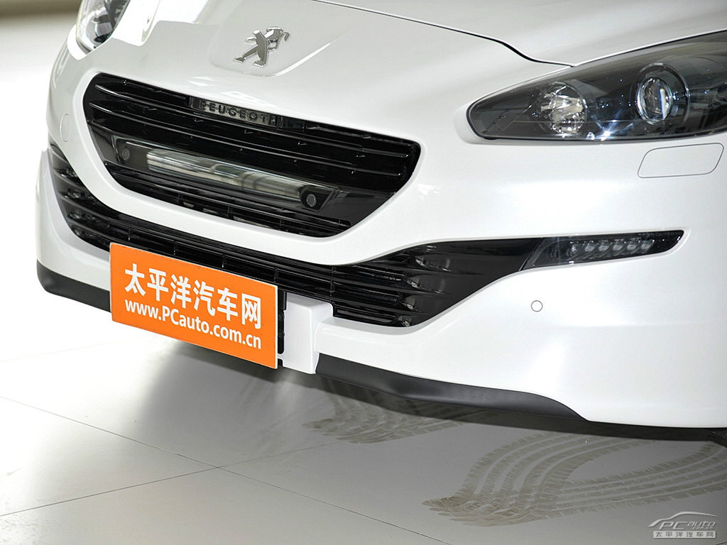 標(biāo)致RCZ外觀高清大圖