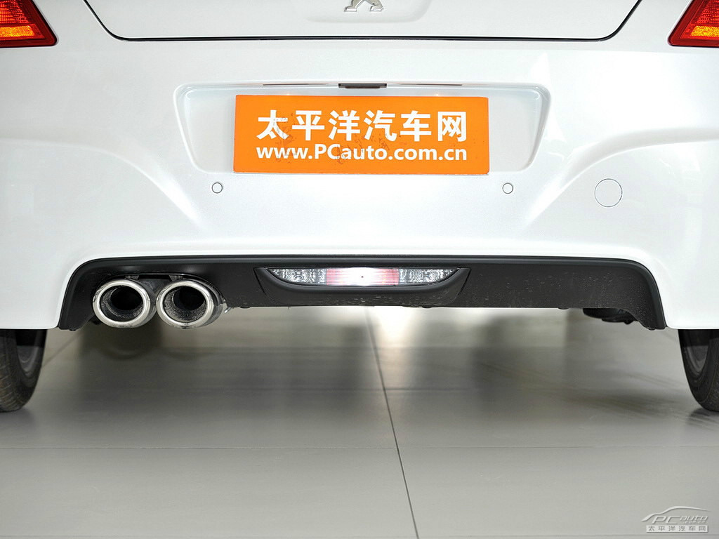 標(biāo)致RCZ外觀高清大圖