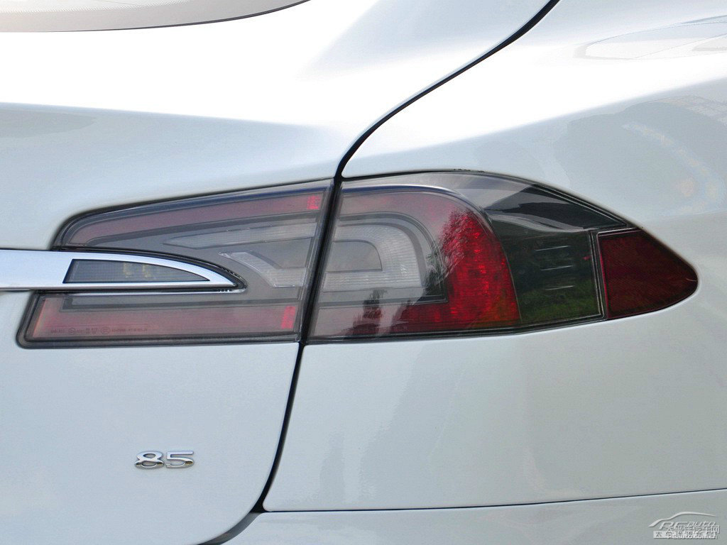 Model S܇β^DƬ