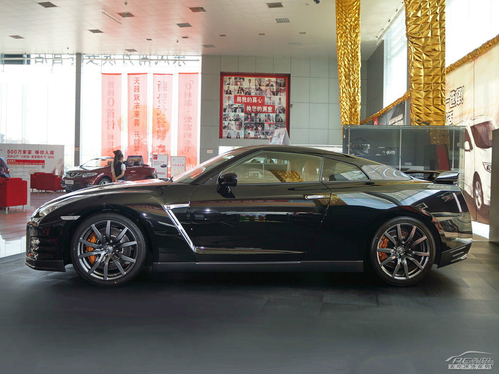 ƺծa(chn)GT-R܇^^DƬ