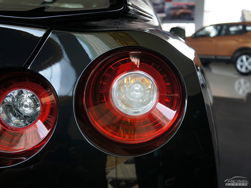 ƺծa(chn)GT-R܇β^DƬ