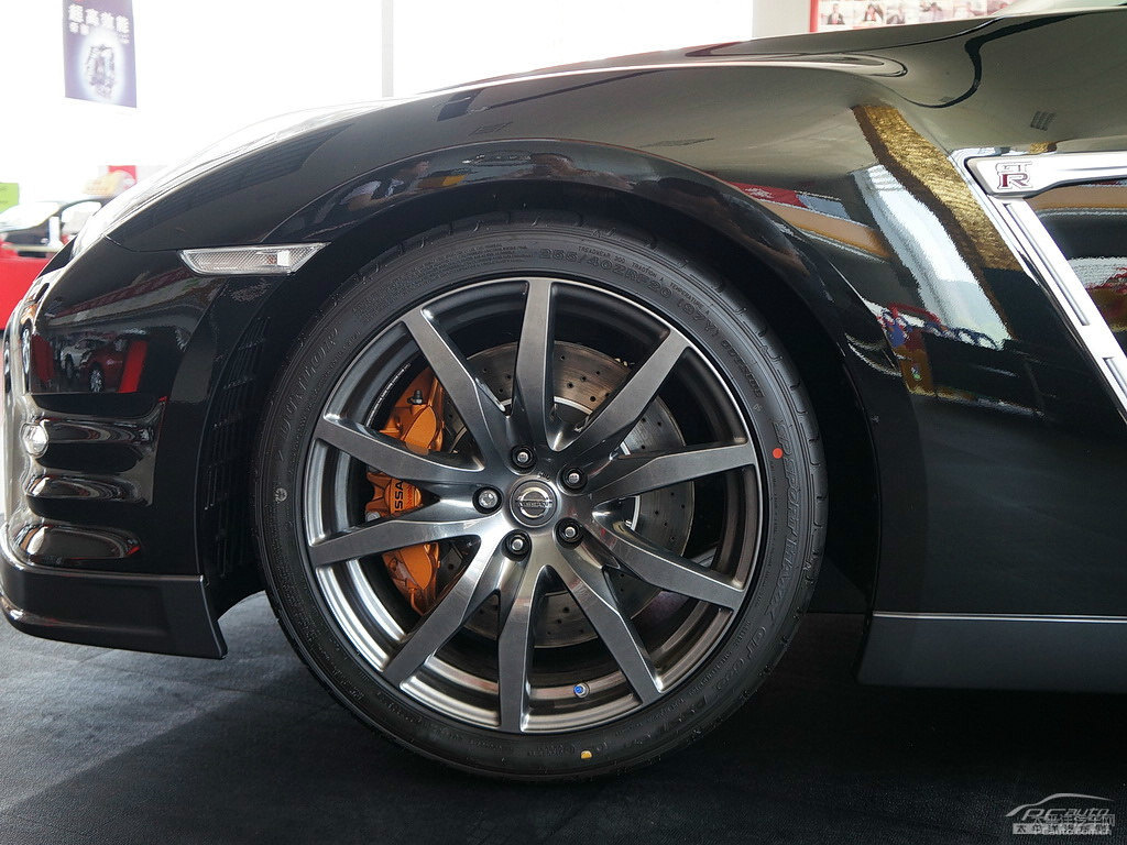 ƺծa(chn)GT-R܇(ch)^DƬ