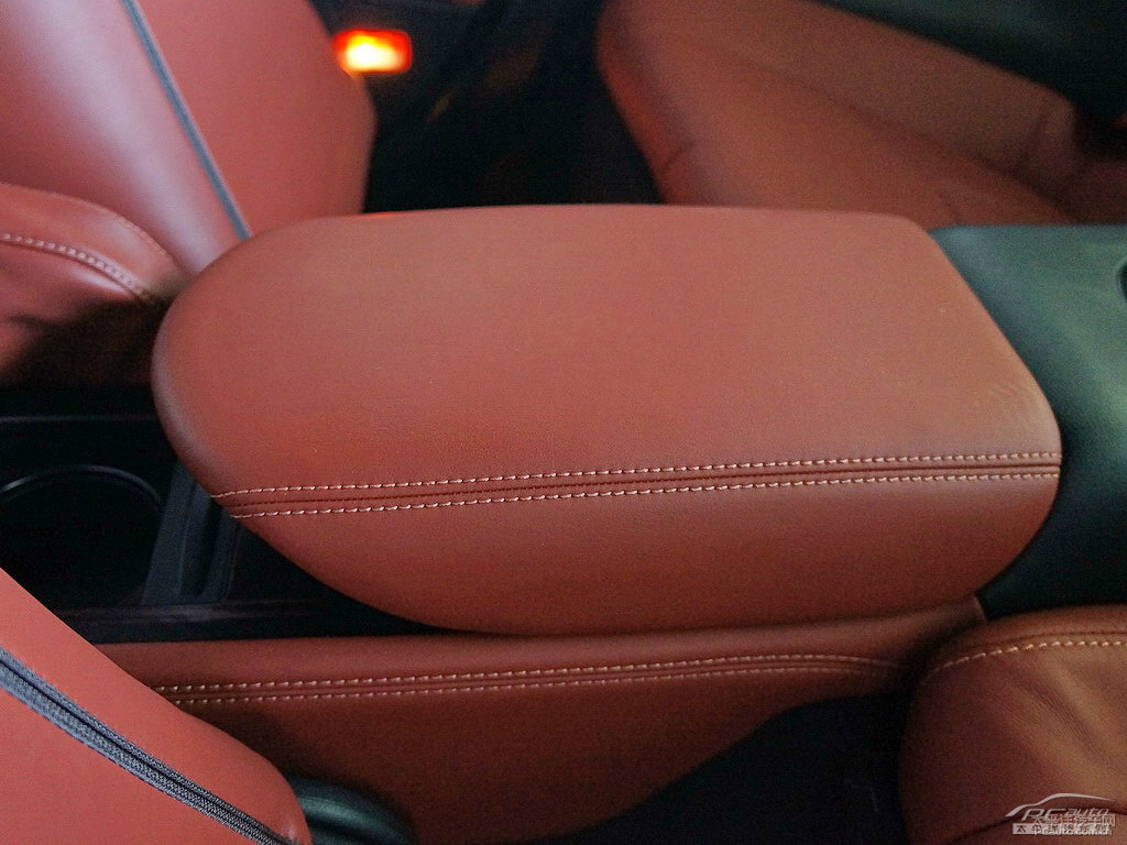 ƺծa(chn)GT-R΃(ni)DƬ