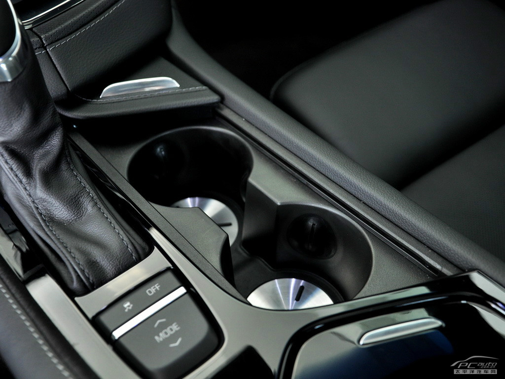 凱迪拉克CTS空間高清大圖