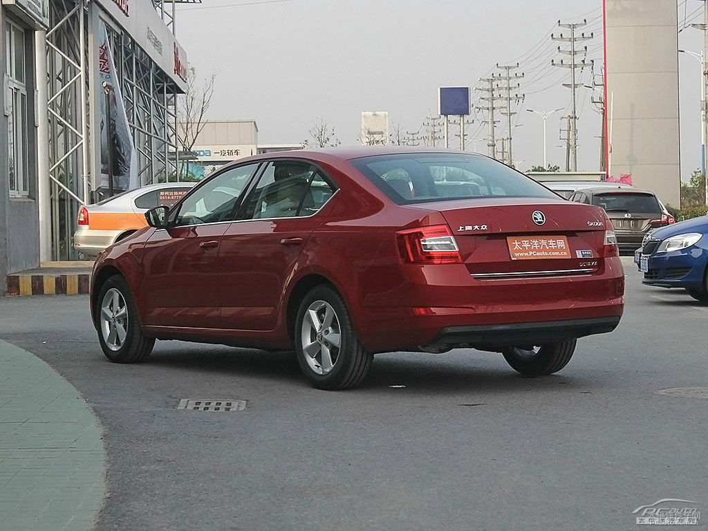 烈焰紅明銳整車外觀外觀圖片