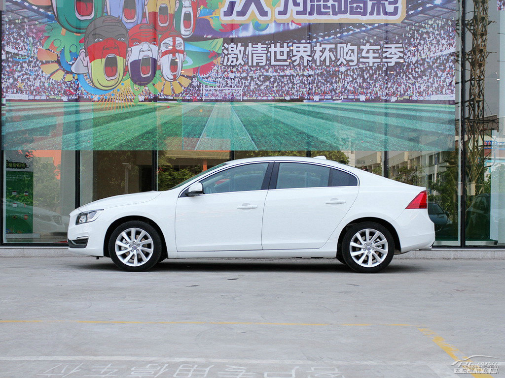 水晶白沃爾沃S60整車外觀外觀圖片