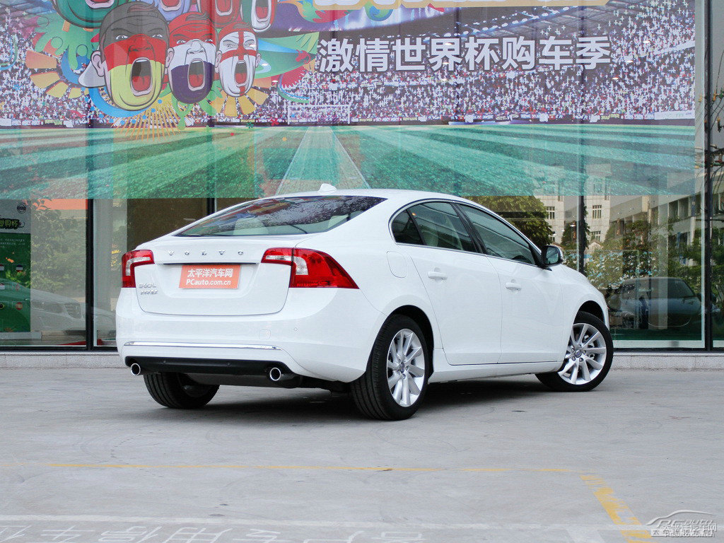 水晶白沃爾沃S60整車外觀外觀圖片