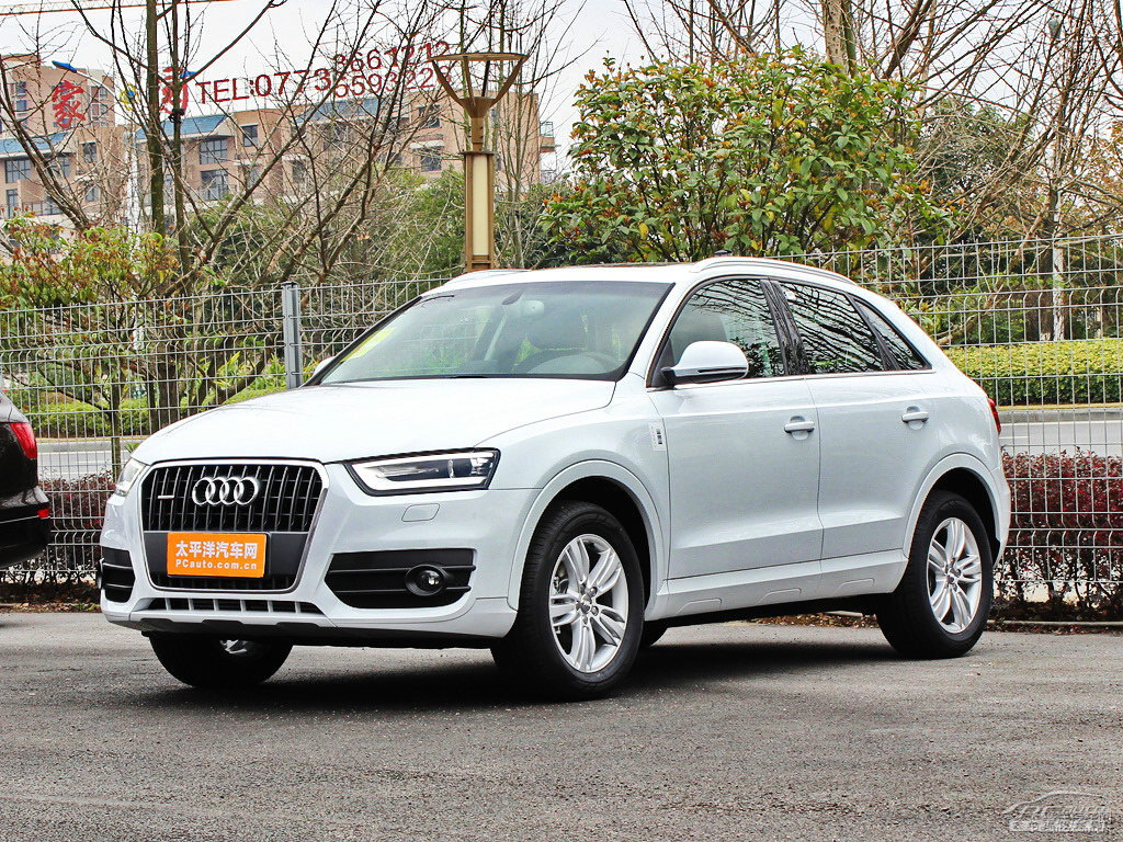 冰川白奧迪Q3整車外觀外觀圖片
