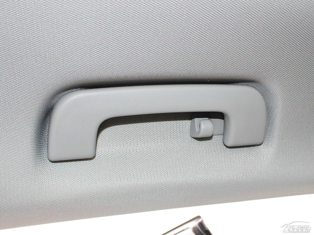冰川白奧迪Q3車廂內(nèi)飾圖片