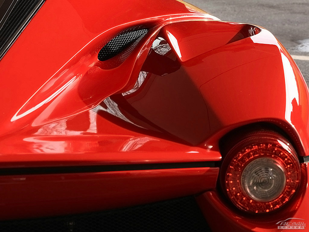 LaFerrari܇β^DƬ